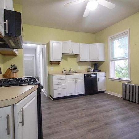 2 Bedroom Condo Close To Boston And Cambridge With Free Parkings Esterno foto