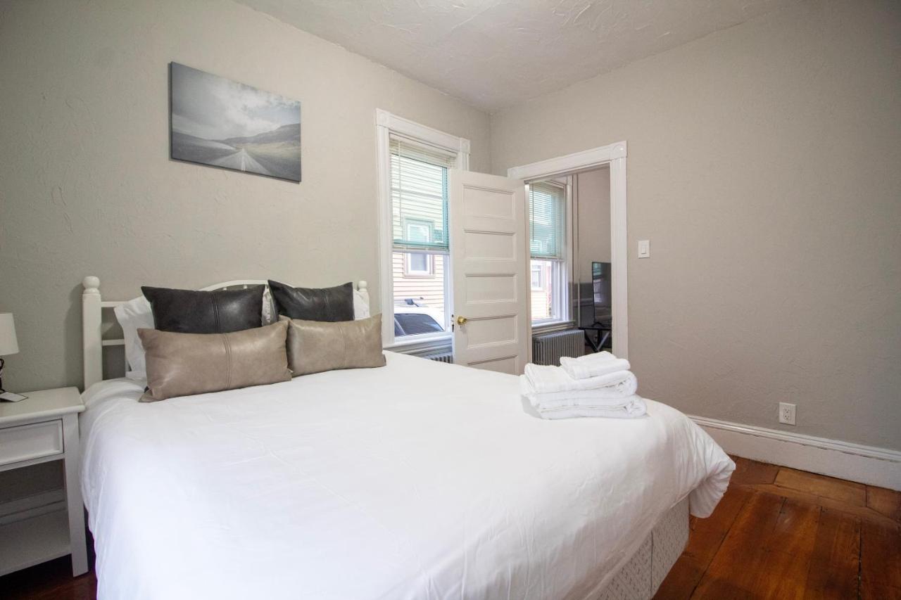 2 Bedroom Condo Close To Boston And Cambridge With Free Parkings Esterno foto