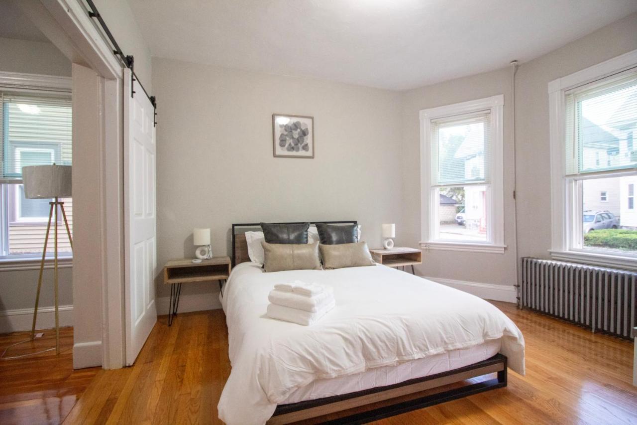 2 Bedroom Condo Close To Boston And Cambridge With Free Parkings Esterno foto