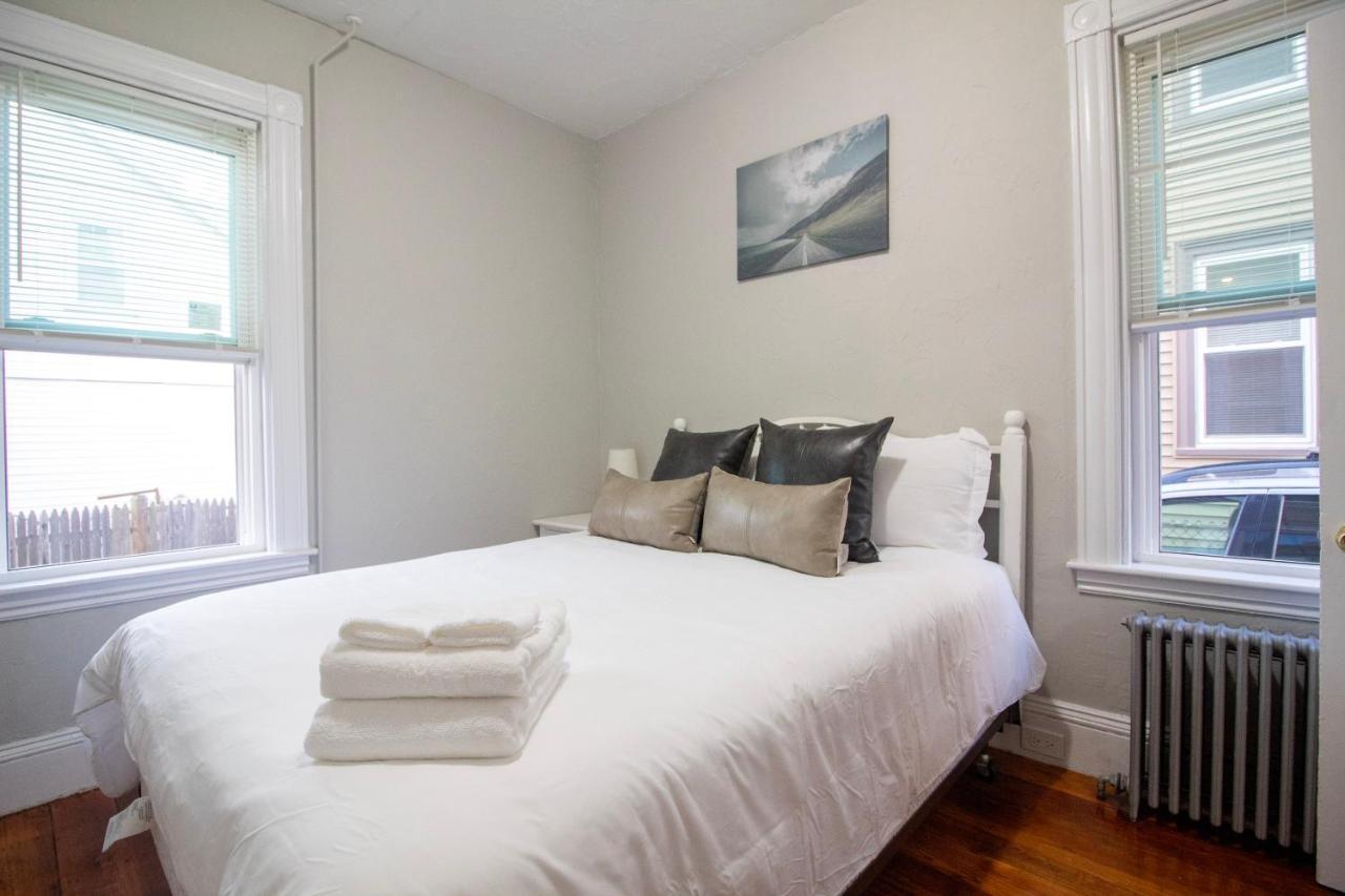 2 Bedroom Condo Close To Boston And Cambridge With Free Parkings Esterno foto